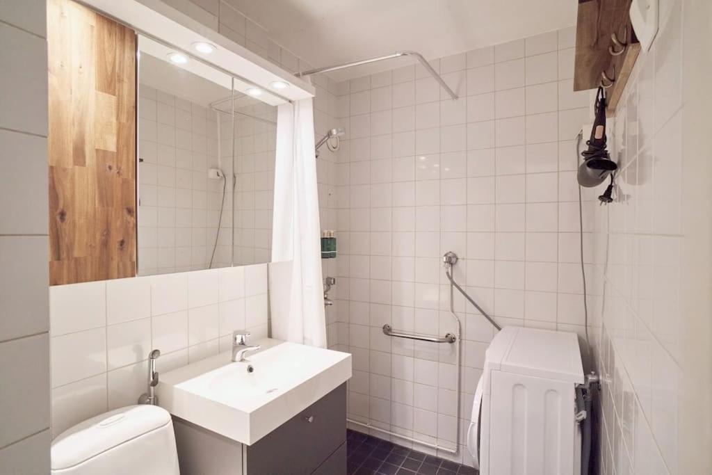 Norden Homes Turku Central 2-Bedroom Apartment Buitenkant foto